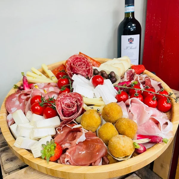 Planche charcuterie et fromage 4/6 personnes - Environ 950g